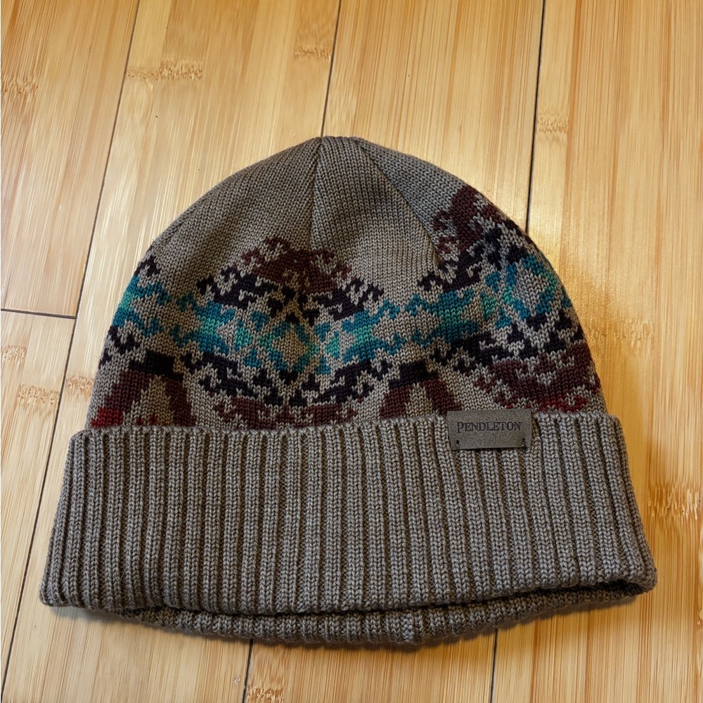 NwOT Pendleton 100% merino wool beanie